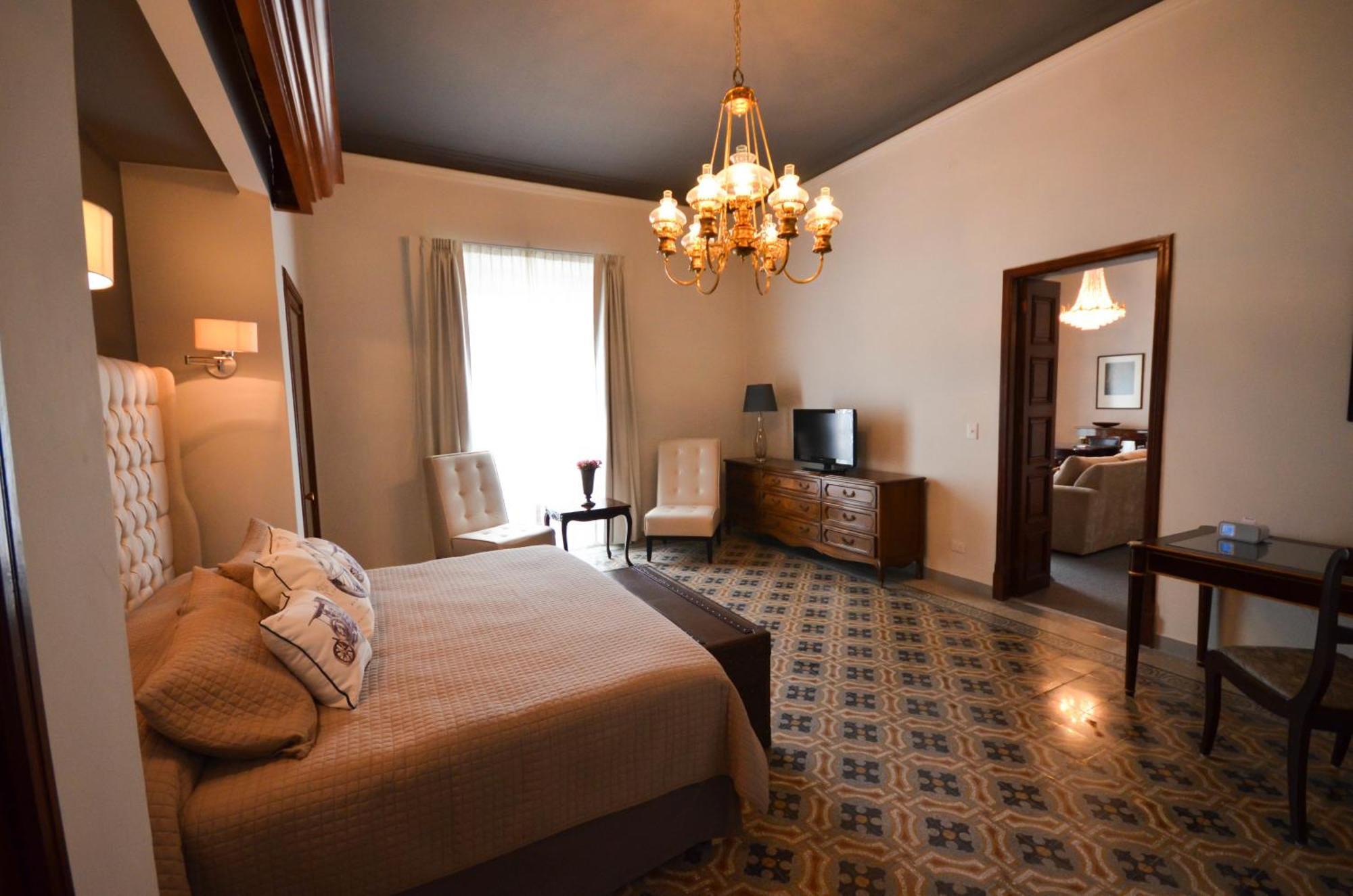 Hotel Boutique Casa Del Jardin Агуаскалиентес Стая снимка
