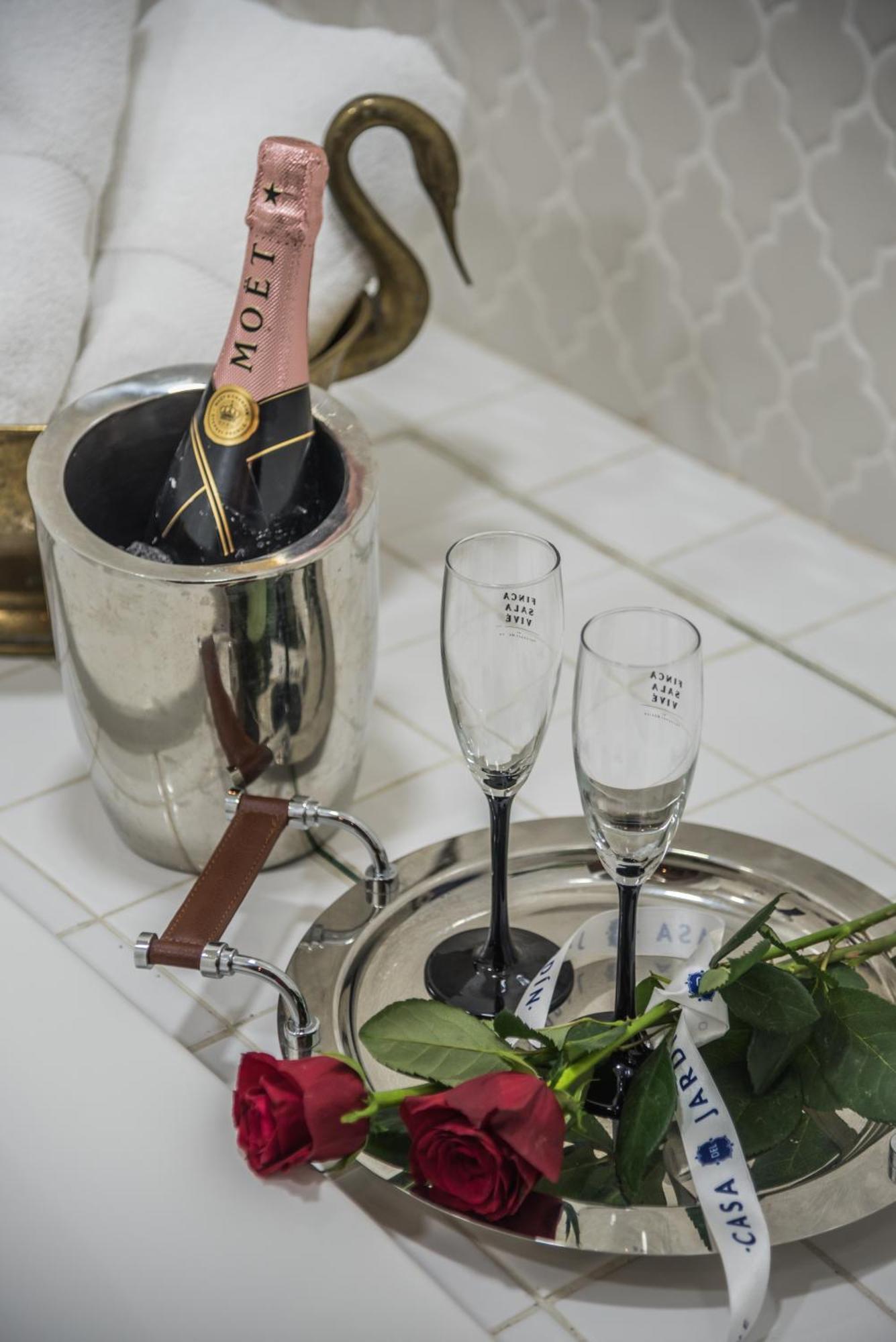 Hotel Boutique Casa Del Jardin Агуаскалиентес Стая снимка